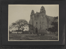 White sister's photo album from trip to Guatemala, 1927, page 7