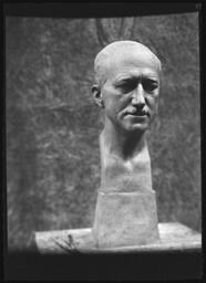 Bronze bust of Edgar L. Hewett by artist Salvatore Scarpitta